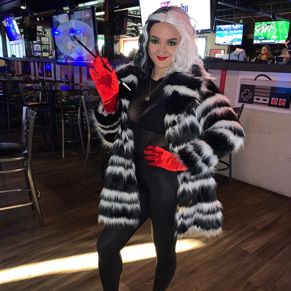 Cruella deville costume jacket